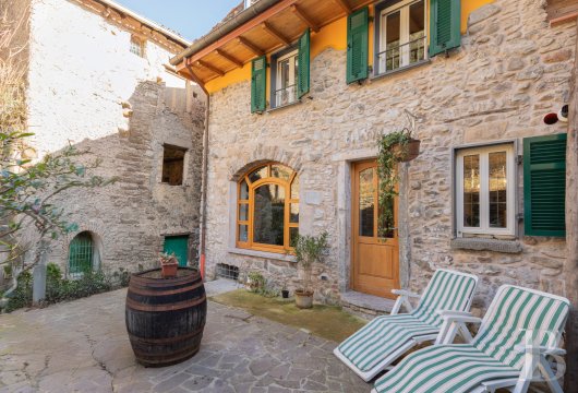 Au coeur d’une cité médiévale, une maison du 14è S.